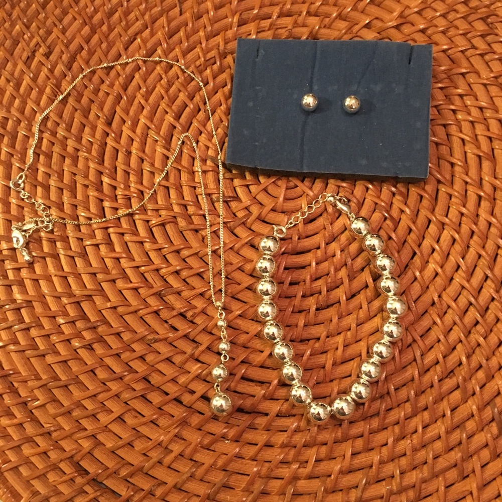 $11 SALE❤️ NIB Avon 3 Piece Gift Set